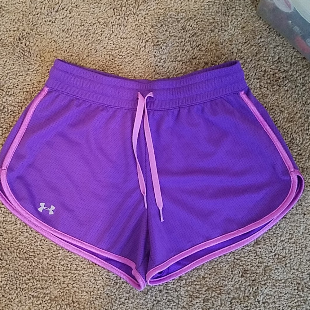 Semi-fitted shorts